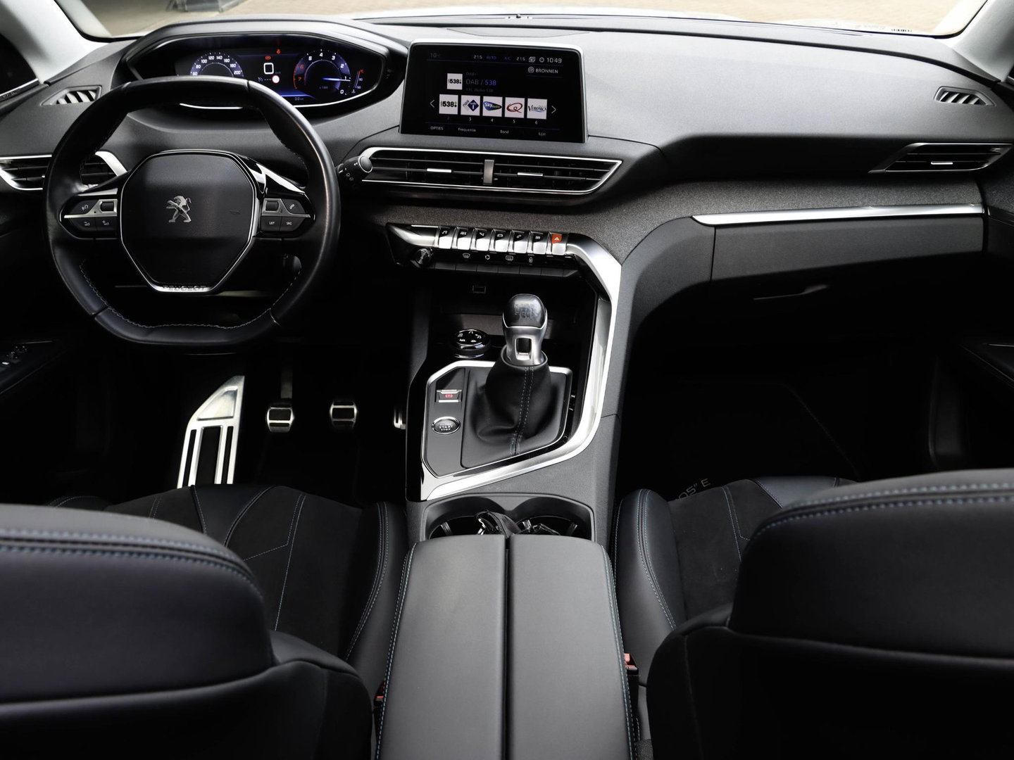 Peugeot 5008 1.2 PureTech Crossway Avantage 7p. Panoramadak Focal Audio