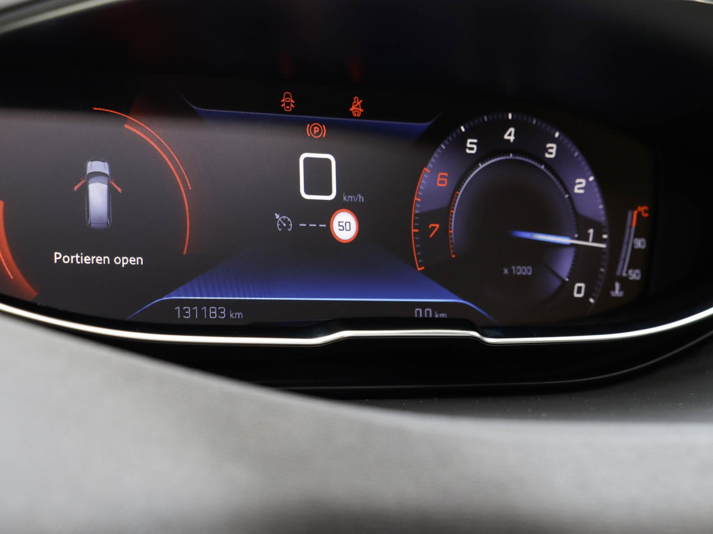 Peugeot 5008 1.2 PureTech Crossway Avantage 7p. Panoramadak Focal Audio