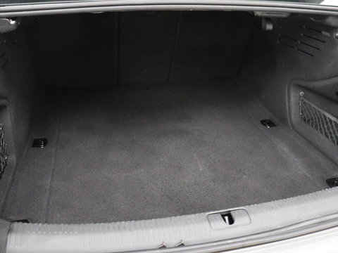 Audi A4 Limousine 35 TDI Launch edition Sport | Panoramadak | 360 Camera | Trekhaak | Adaptive Cruise | Carplay | Climate Control | LED