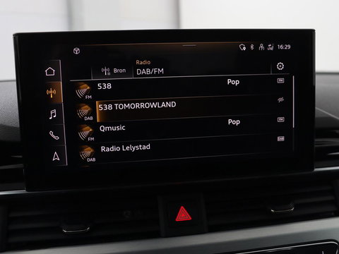 Audi A4 Limousine 35 TDI Launch edition Sport | Panoramadak | 360 Camera | Trekhaak | Adaptive Cruise | Carplay | Climate Control | LED