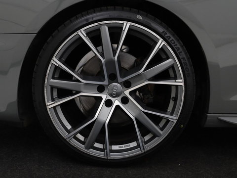 Audi A4 Limousine 35 TDI Launch edition Sport | Panoramadak | 360 Camera | Trekhaak | Adaptive Cruise | Carplay | Climate Control | LED