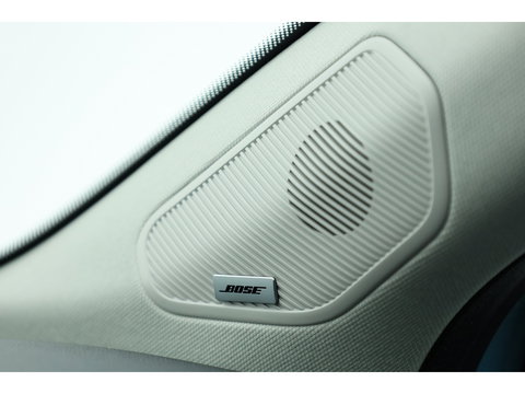 Renault Captur 1.6 E-Tech Plug-in Hybrid 160 Intens | Trekhaak | All Season | Camera | Stoelverw. | Bose Audio | NAV + CarPlay | Cruise Ctrl.