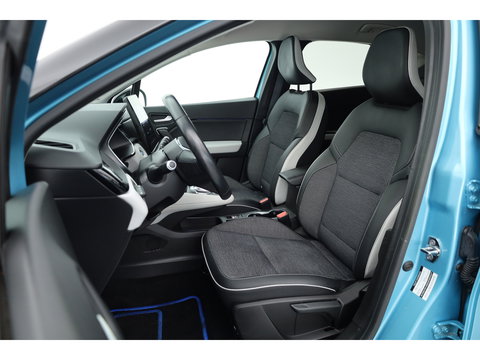 Renault Captur 1.6 E-Tech Plug-in Hybrid 160 Intens | Trekhaak | All Season | Camera | Stoelverw. | Bose Audio | NAV + CarPlay | Cruise Ctrl.