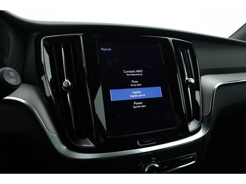 Volvo V60 2.0 T6 Recharge AWD R-Design | Trekhaak | SOH 99,1 | Mem stoelen | camera| Stoel & Stuur verw. |