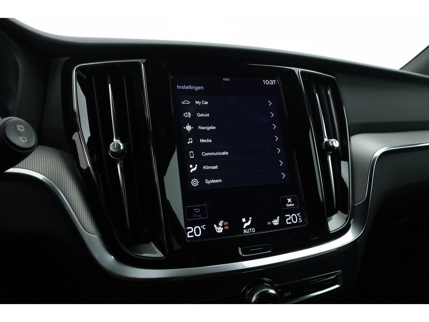 Volvo V60 2.0 T6 Recharge AWD R-Design | Trekhaak | SOH 99,1 | Mem stoelen | camera| Stoel & Stuur verw. |