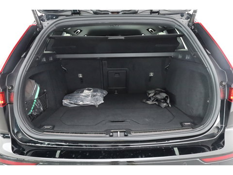 Volvo V60 2.0 T6 Recharge AWD R-Design | Trekhaak | SOH 99,1 | Mem stoelen | camera| Stoel & Stuur verw. |