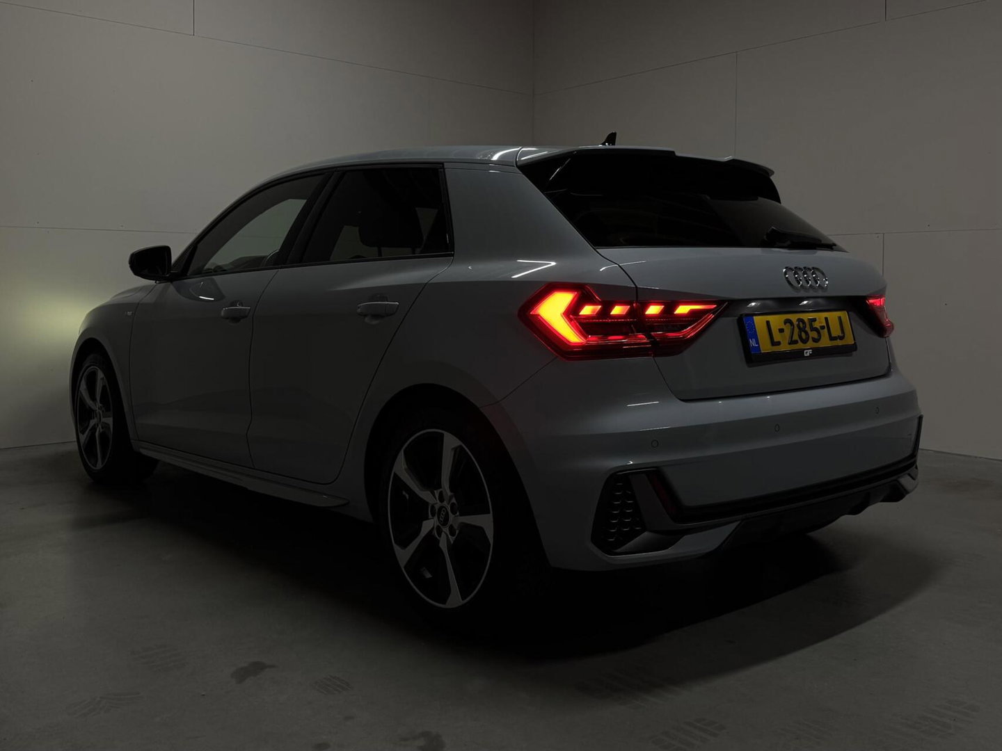 Audi A1 Sportback TFSI S-line Virtual Carplay PDC Cruise NAP
