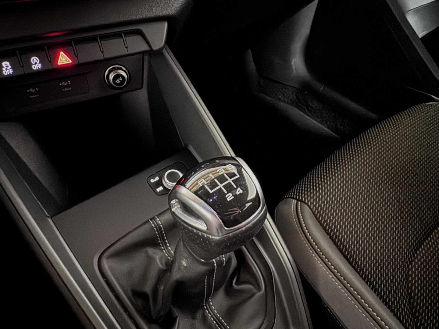 Audi A1 Sportback TFSI S-line Virtual Carplay PDC Cruise NAP