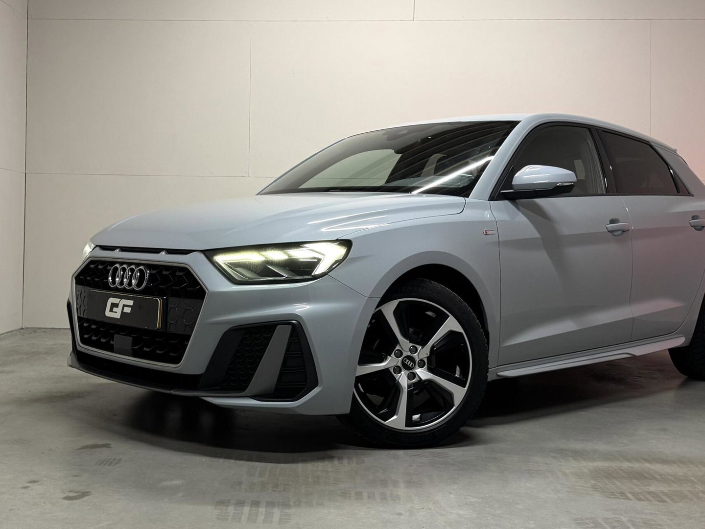 Audi A1 Sportback TFSI S-line Virtual Carplay PDC Cruise NAP