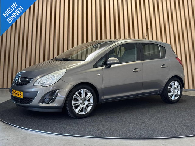 Opel Corsa - 1.4-16V 100PK Cosmo | Stoel- & Stuurverw. | PDC | Cruise | Incl. garantie