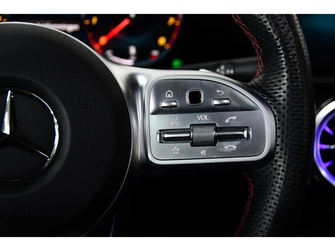 Mercedes-Benz A-Klasse A200 AMG Pano*Camera*Keyless