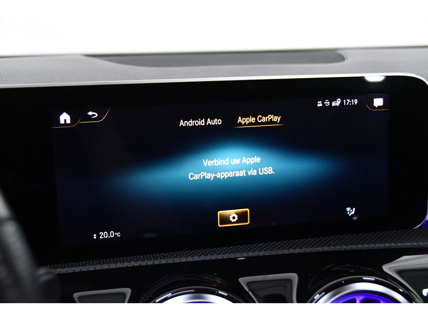 Mercedes-Benz A-Klasse A200 AMG Pano*Camera*Keyless