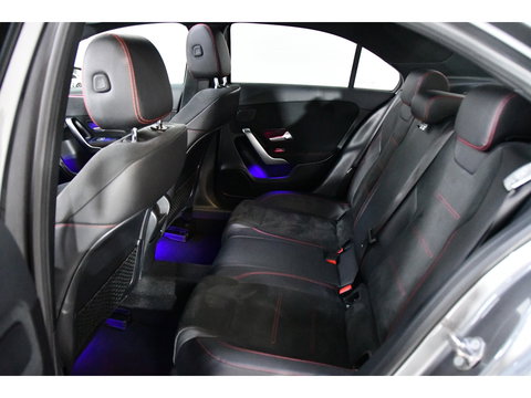 Mercedes-Benz A-Klasse A200 AMG Pano*Camera*Keyless