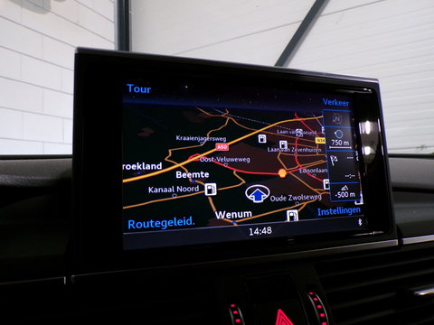 Audi A6 Avant 1.8 TFSI ultra Premium Edition S-Line "Automaat" Matrix-LED Trekhaak Leer Stoelverwarming 20"Velgen Dode-hoek