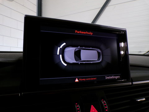 Audi A6 Avant 1.8 TFSI ultra Premium Edition S-Line "Automaat" Matrix-LED Trekhaak Leer Stoelverwarming 20"Velgen Dode-hoek