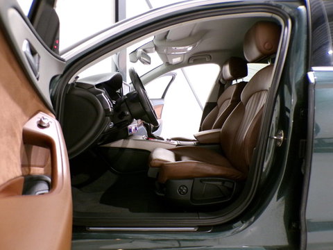 Audi A6 Avant 1.8 TFSI ultra Premium Edition S-Line "Automaat" Matrix-LED Trekhaak Leer Stoelverwarming 20"Velgen Dode-hoek