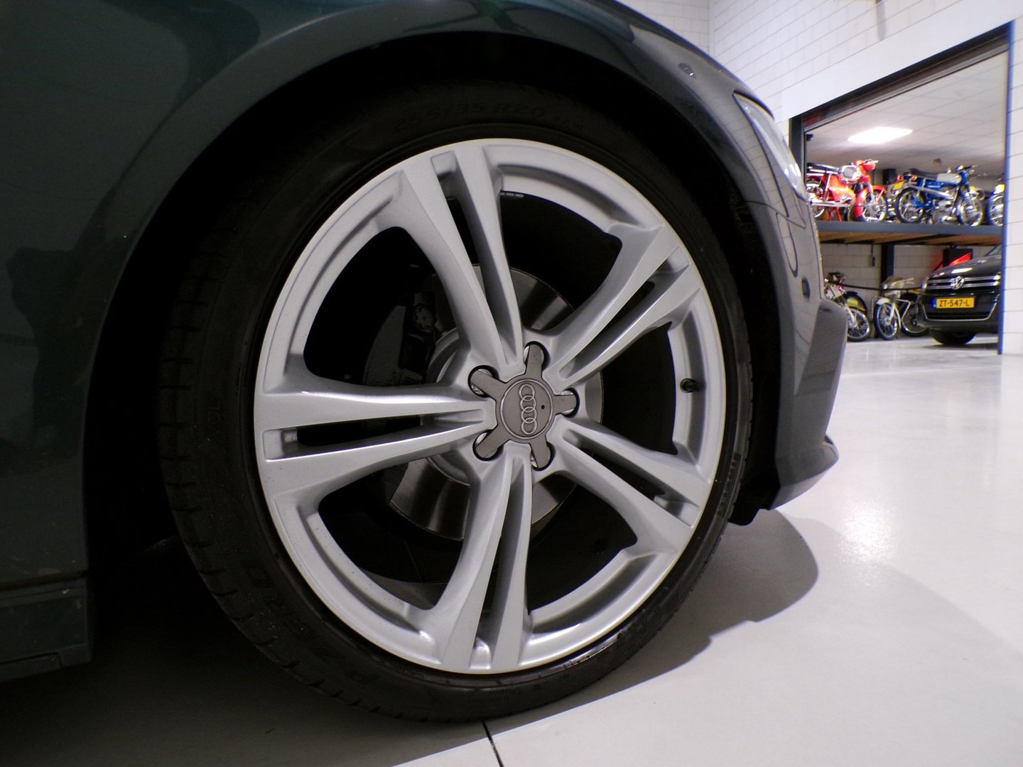 Audi A6 Avant 1.8 TFSI ultra Premium Edition S-Line "Automaat" Matrix-LED Trekhaak Leer Stoelverwarming 20"Velgen Dode-hoek