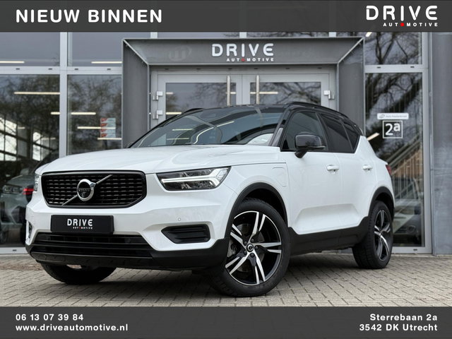 Volvo XC40 - 1.5 T4 Recharge R-Design |Pano|H/K|Winterpakket|360Cam|Trekhaak