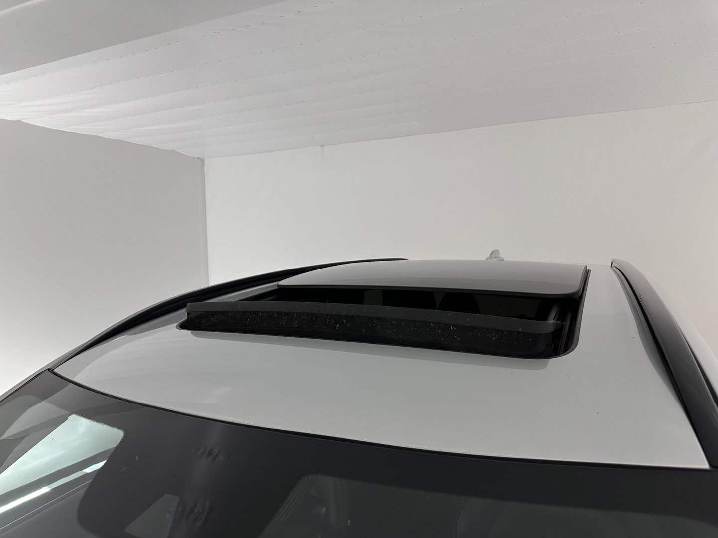 Volvo XC90 2.0 B5 AWD Inscription Intro Edition R-Design [ 7-Pers. ] Aut. *PANO | LEATHER-ALCANTARA | FULL-LED | MEMORY-PACK | BOWERS&WILKINS | BLINDSPOT | KEYLESS | DIGI-COCKPIT | NAVI-FULLMAP | PRIVACY-GLASS | HEATED-SPORTSEATS | 20''ALU | TOWBAR*