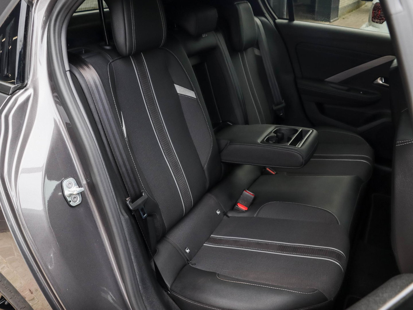 Opel Astra 1.2 Turbo GS Automaat 360Cam Adaptive Cruise Navigatie Zwart dak