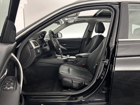 BMW 3 Serie Touring 320d EDE Corporate Lease Essential Aut. *PANO | FULL-LEATHER | FULL-LED | NAVI-FULLMAP | HEATED-COMFORTSEATS | HIFI-SOUND | ECC | PDC | CRUISE | 16''ALU*