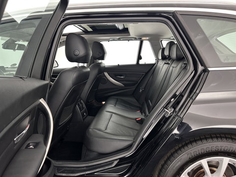 BMW 3 Serie Touring 320d EDE Corporate Lease Essential Aut. *PANO | FULL-LEATHER | FULL-LED | NAVI-FULLMAP | HEATED-COMFORTSEATS | HIFI-SOUND | ECC | PDC | CRUISE | 16''ALU*
