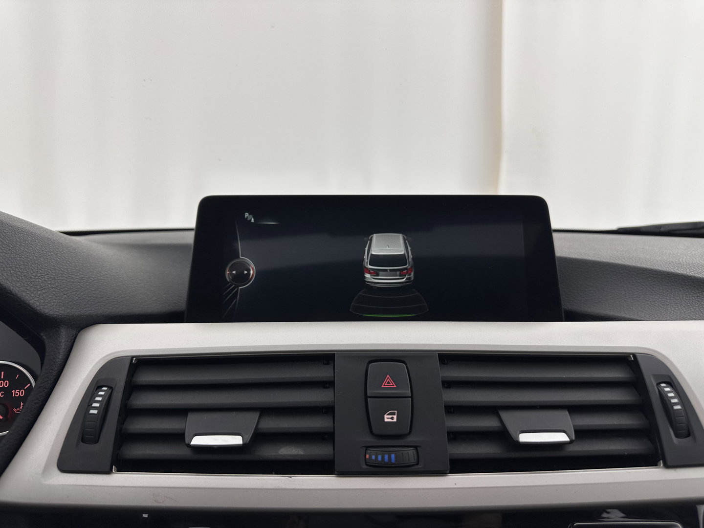 BMW 3 Serie Touring 320d EDE Corporate Lease Essential Aut. *PANO | FULL-LEATHER | FULL-LED | NAVI-FULLMAP | HEATED-COMFORTSEATS | HIFI-SOUND | ECC | PDC | CRUISE | 16''ALU*