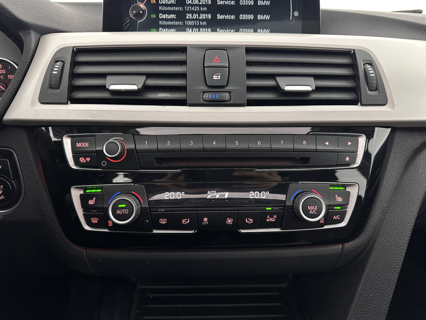 BMW 3 Serie Touring 320d EDE Corporate Lease Essential Aut. *PANO | FULL-LEATHER | FULL-LED | NAVI-FULLMAP | HEATED-COMFORTSEATS | HIFI-SOUND | ECC | PDC | CRUISE | 16''ALU*