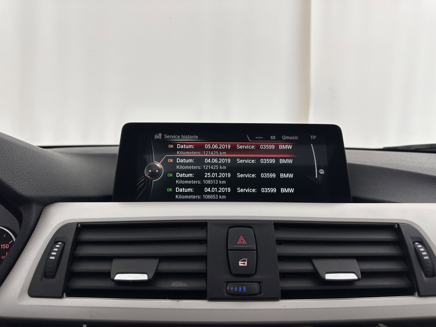 BMW 3 Serie Touring 320d EDE Corporate Lease Essential Aut. *PANO | FULL-LEATHER | FULL-LED | NAVI-FULLMAP | HEATED-COMFORTSEATS | HIFI-SOUND | ECC | PDC | CRUISE | 16''ALU*