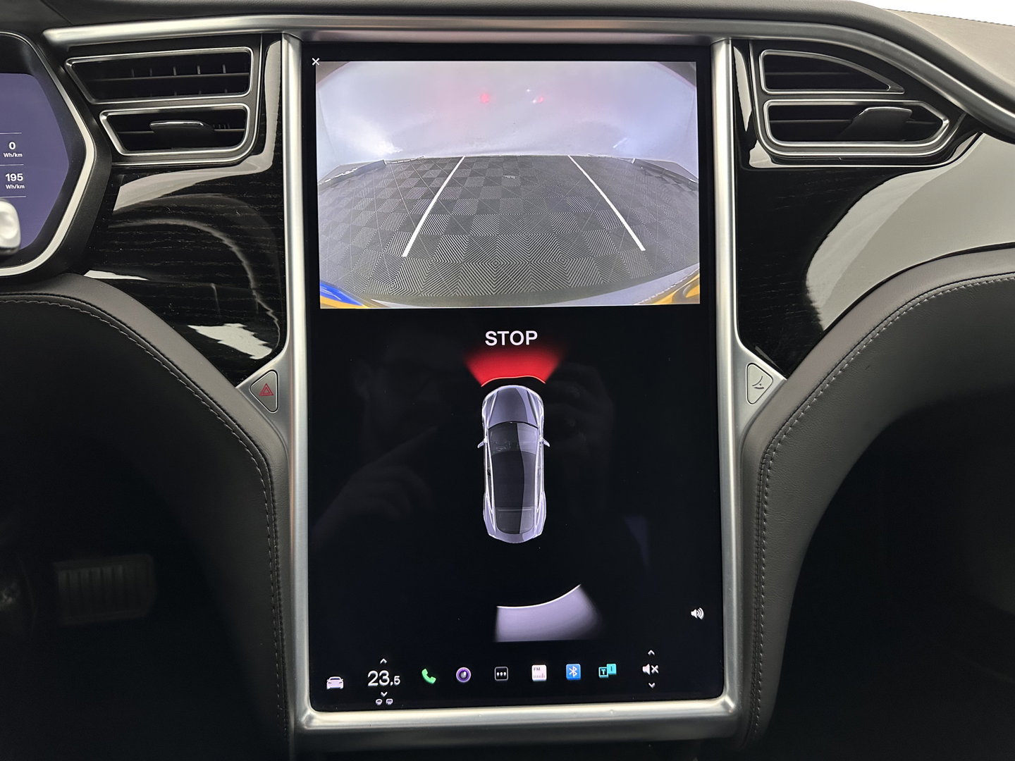 Tesla Model S 75D Base [ 3-Fase-17kW ] (SOH-85%) Aut. *PANO-WINDOW | LEATHER-FABRIC | AIRSUSPENION | FULL-LED | NAVI-FULLMAP | KEYLESS | MEMORY-PACK | HEATED-COMFORTSEATS | DIGI-COCKPIT | CARBON-INLAY | AUTOPILOT | 21"ALU*