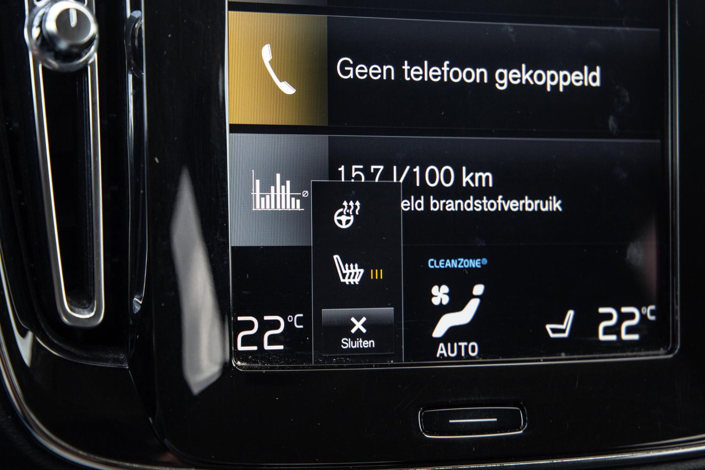 Volvo XC40 1.5 T4 Recharge Inscription AUTOMAAT / PLUG IN HYBRID / NAVI / STOELVERWARMING / CAMERA