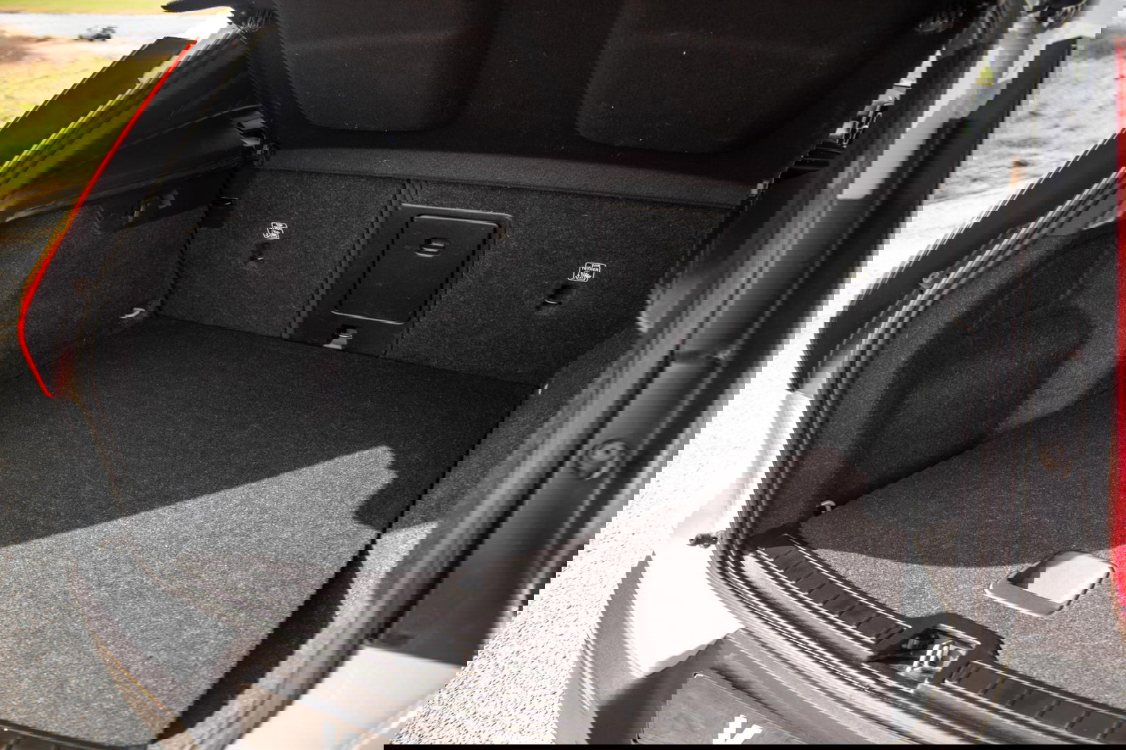 Volvo XC40 1.5 T4 Recharge Inscription AUTOMAAT / PLUG IN HYBRID / NAVI / STOELVERWARMING / CAMERA