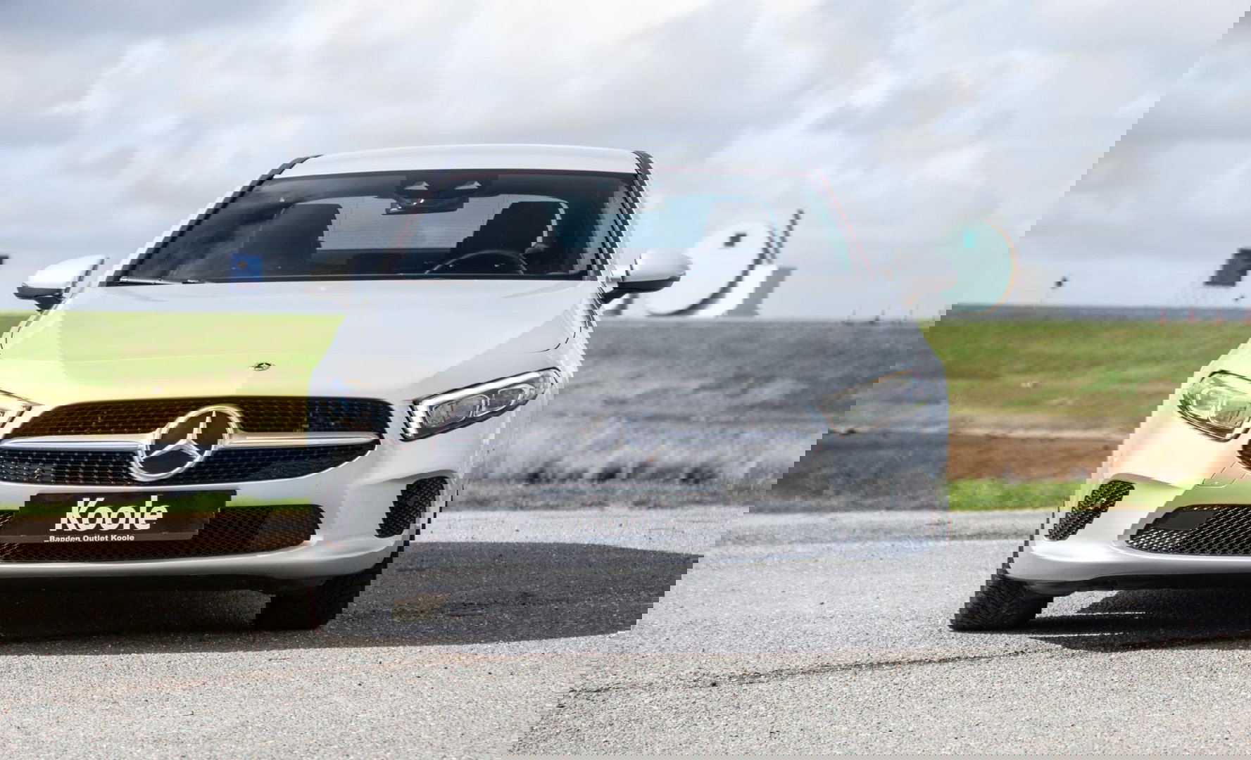 Mercedes-Benz A-Klasse 250 e Business Solution Luxury Limited CARPLAY / LEER / CAMERA / AUTOMAAT