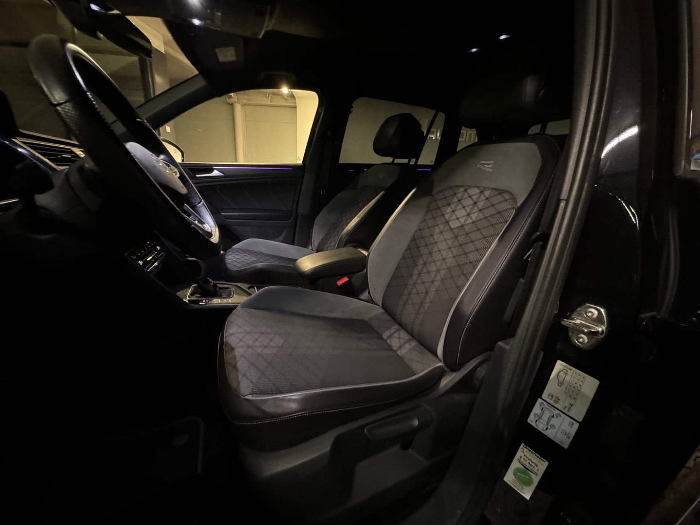 Volkswagen Tiguan 1.4 TSI eHybrid R-Line Keyles|Trekhaak|IQ