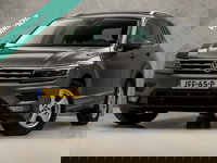 Volkswagen Tiguan - 2.0 TSI 4Motion Highline 190Pk Automaat (PANORAMADAK, GROOT NAVI, HEAD-UP DISPLAY, 360 CAMERA, TREKHAAK, SPORTSTOELEN, GETINT GLAS, ELEK ACHTERKLEP, ADAPTIVE CRUISE, NIEUWSTAAT)