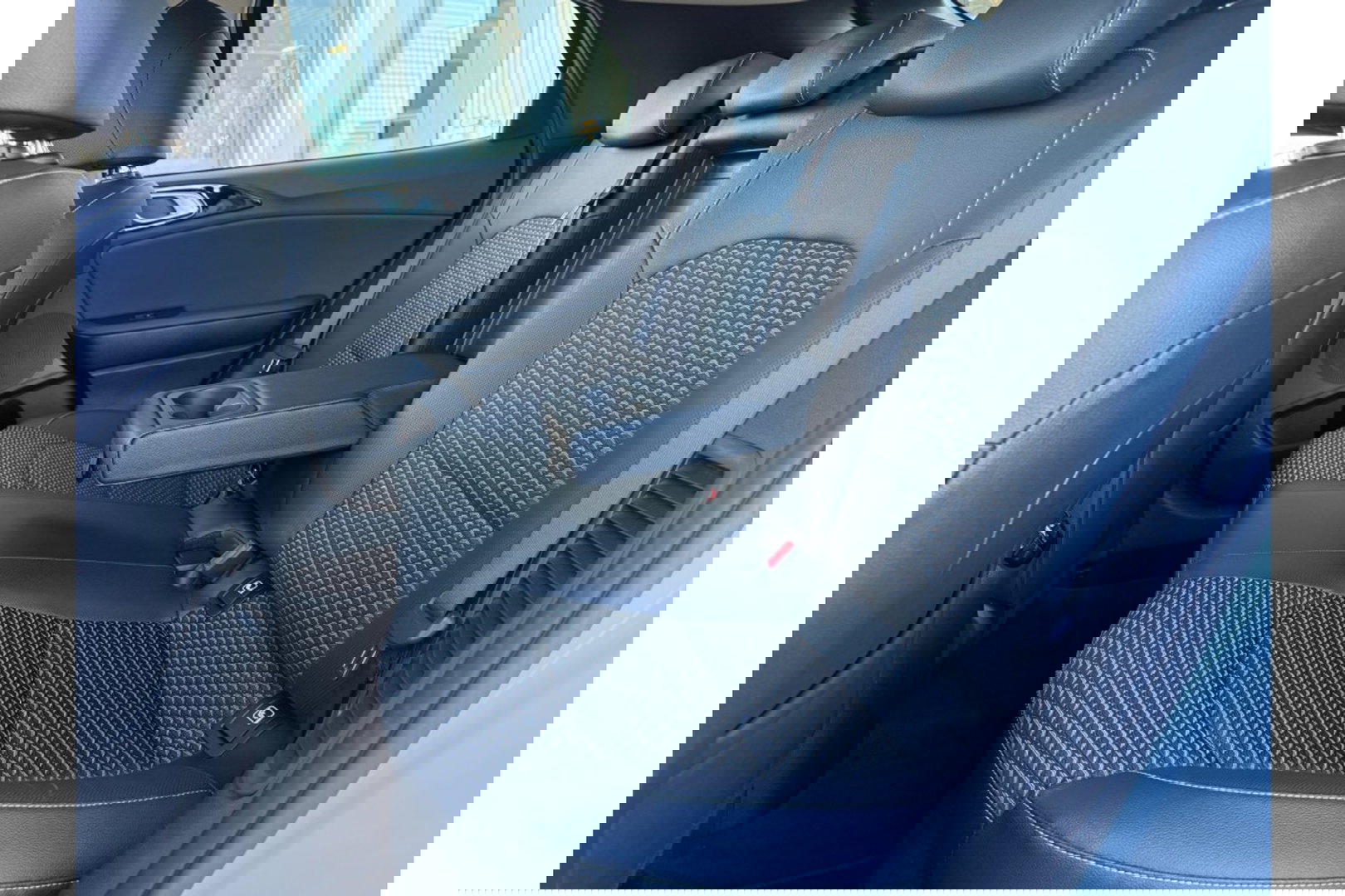 Kia Xceed 1.6 GDI PHEV DYNLINE AIRCO PDC-CAMERA WINTERPACK.