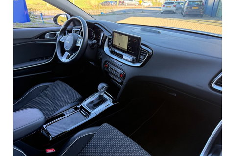 Kia Xceed 1.6 GDI PHEV DYNLINE AIRCO PDC-CAMERA WINTERPACK.