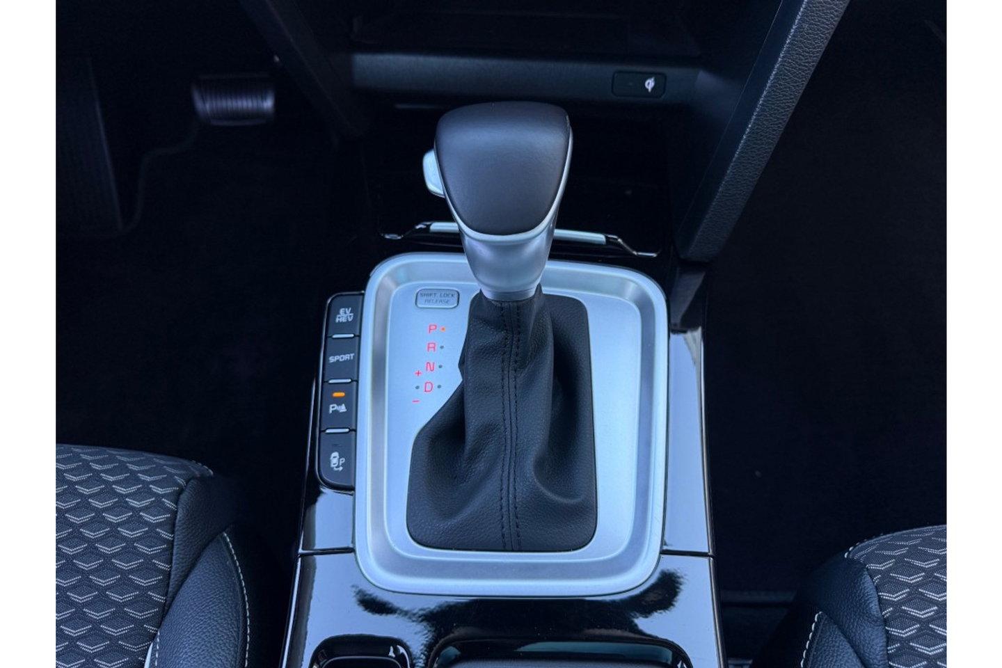 Kia Xceed 1.6 GDI PHEV DYNLINE AIRCO PDC-CAMERA WINTERPACK.