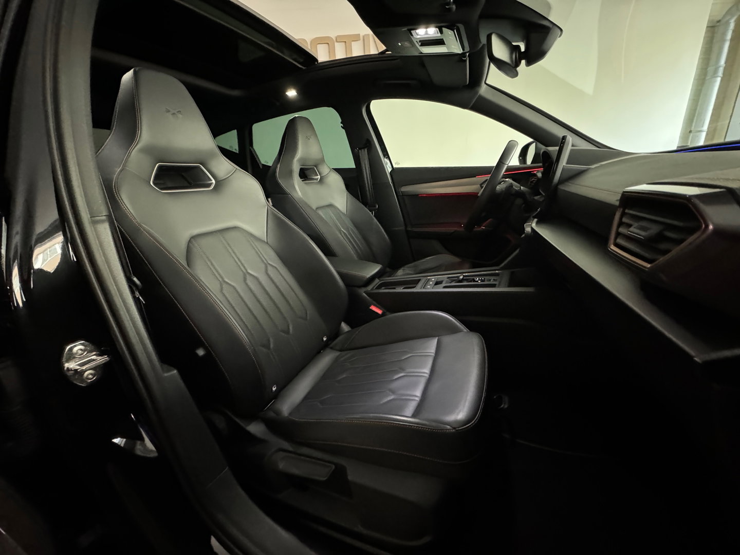 CUPRA Formentor 1.5 TSI Pano|Beats|Keyles|Sfeer|Memory|Leer