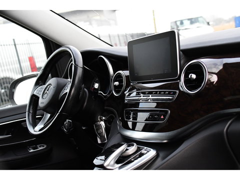 Mercedes-Benz V-Klasse 250d Lang DC Avantgarde Edition Full options! Cruise, 360 Camera, 2 x Electrische deur, Leder, Stoelverwarming, Trekhaak, LED, 190pk, Uniek!