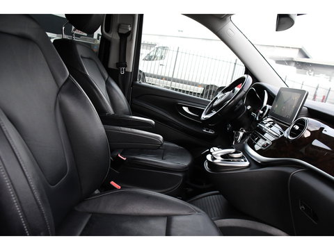 Mercedes-Benz V-Klasse 250d Lang DC Avantgarde Edition Full options! Cruise, 360 Camera, 2 x Electrische deur, Leder, Stoelverwarming, Trekhaak, LED, 190pk, Uniek!