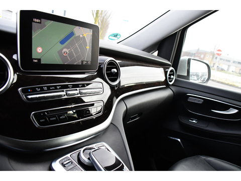 Mercedes-Benz V-Klasse 250d Lang DC Avantgarde Edition Full options! Cruise, 360 Camera, 2 x Electrische deur, Leder, Stoelverwarming, Trekhaak, LED, 190pk, Uniek!