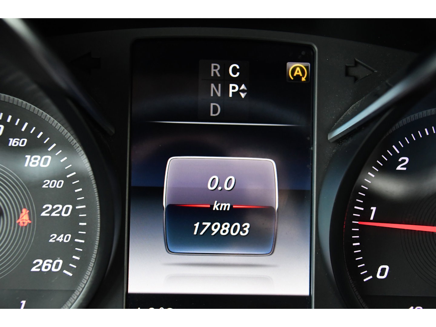 Mercedes-Benz V-Klasse 250d Lang DC Avantgarde Edition Full options! Cruise, 360 Camera, 2 x Electrische deur, Leder, Stoelverwarming, Trekhaak, LED, 190pk, Uniek!