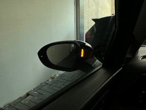 Volkswagen Golf 1.5 eTSI Style Keyles|Memory|Massage|IQ|Camera