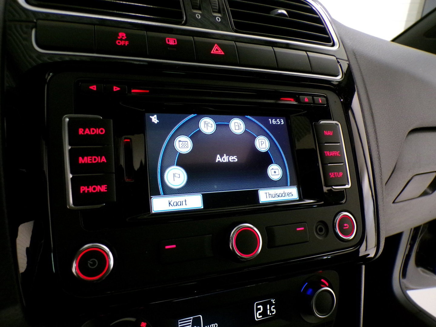 Volkswagen Polo 1.2 TSI R-Line Edition "Origineel NL!" Panoramadak Xenon-LED Navigatie Bluetooth Cruise-control 17"Velgen Garantie