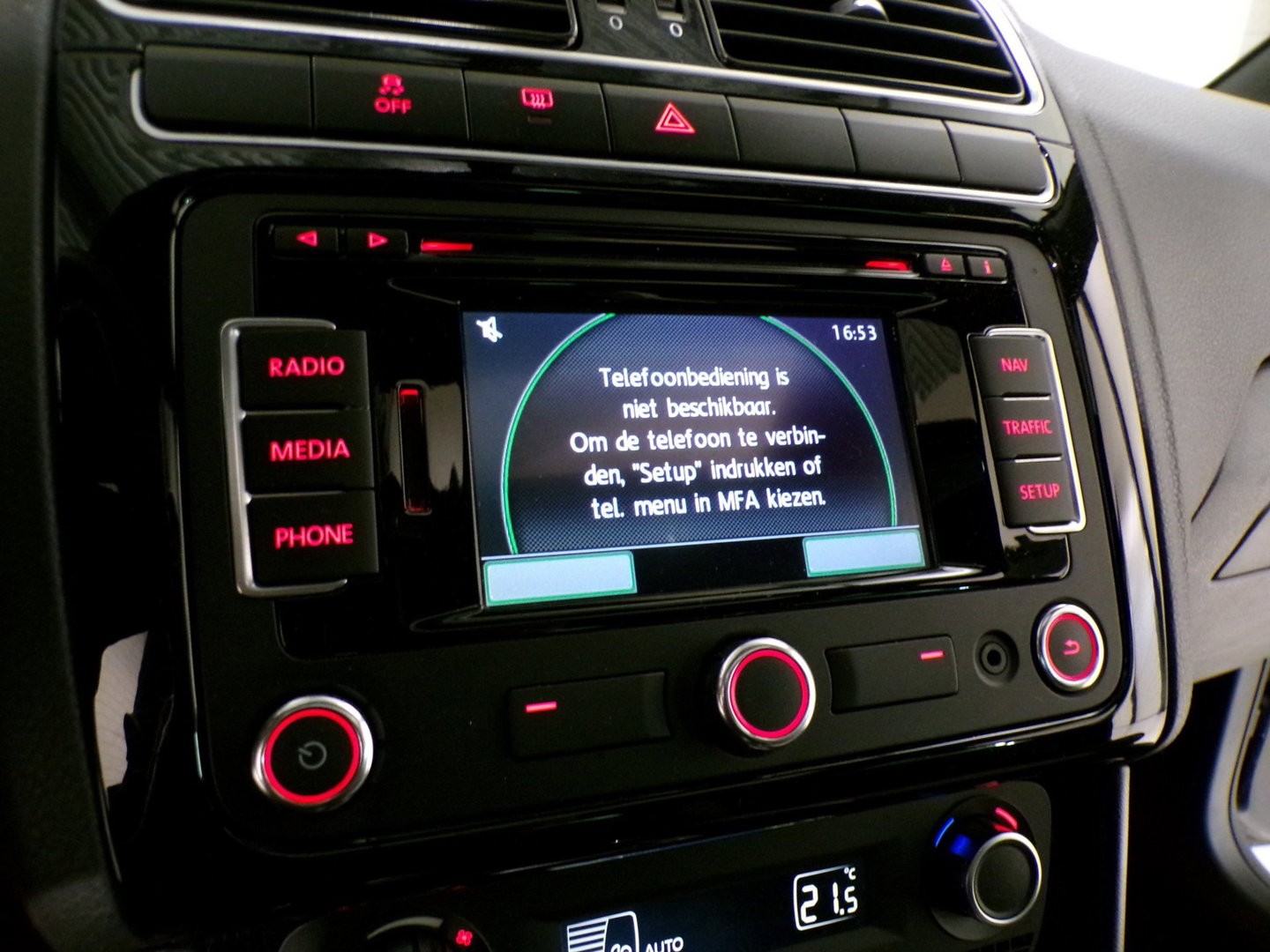 Volkswagen Polo 1.2 TSI R-Line Edition "Origineel NL!" Panoramadak Xenon-LED Navigatie Bluetooth Cruise-control 17"Velgen Garantie