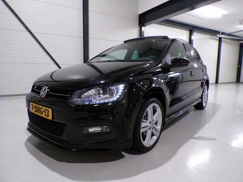 Volkswagen Polo 1.2 TSI R-Line Edition "Origineel NL!" Panoramadak Xenon-LED Navigatie Bluetooth Cruise-control 17"Velgen Garantie