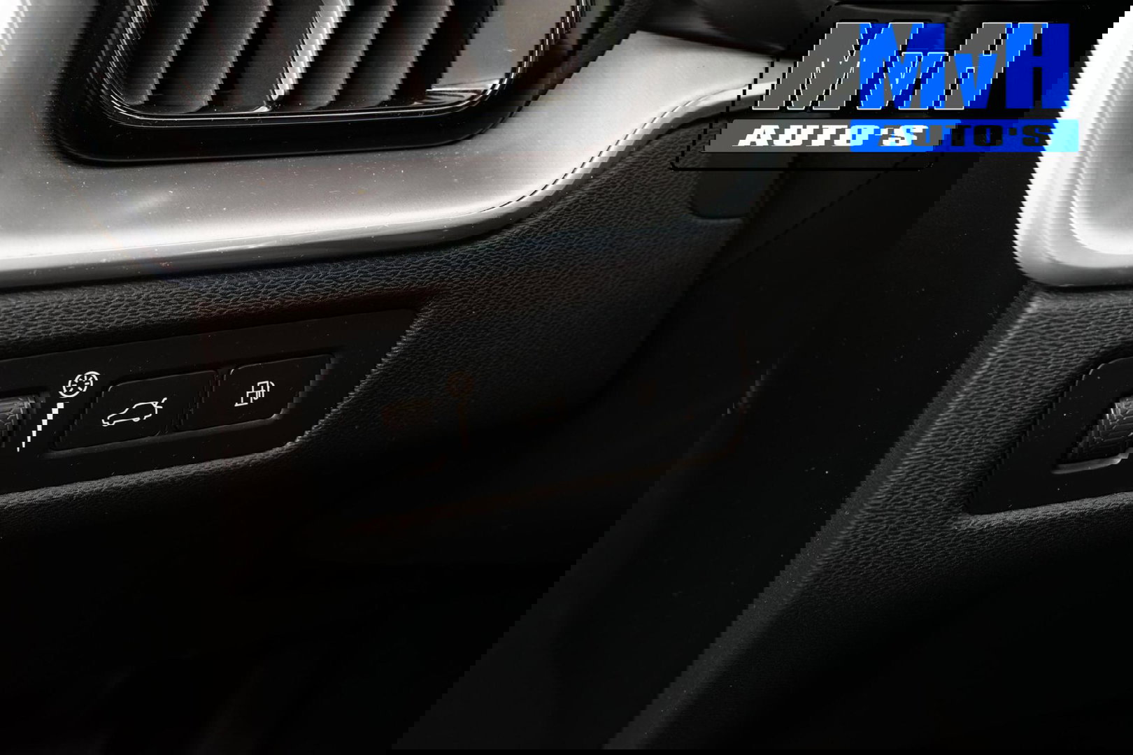 Volvo XC60 2.0 Recharge T6 AWD Business Pro|PANO|LUXE!|TREKH