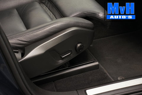 Volvo XC60 2.0 Recharge T6 AWD Business Pro|PANO|LUXE!|TREKH