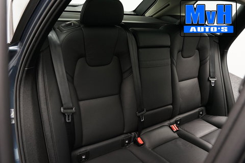 Volvo XC60 2.0 Recharge T6 AWD Business Pro|PANO|LUXE!|TREKH